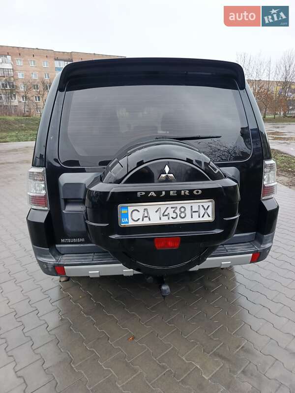 Внедорожник / Кроссовер Mitsubishi Pajero 2008 в Звенигородке