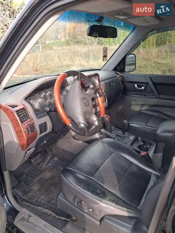 Позашляховик / Кросовер Mitsubishi Pajero 2006 в Кропивницькому