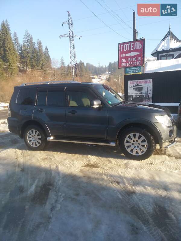 Внедорожник / Кроссовер Mitsubishi Pajero 2008 в Путиле
