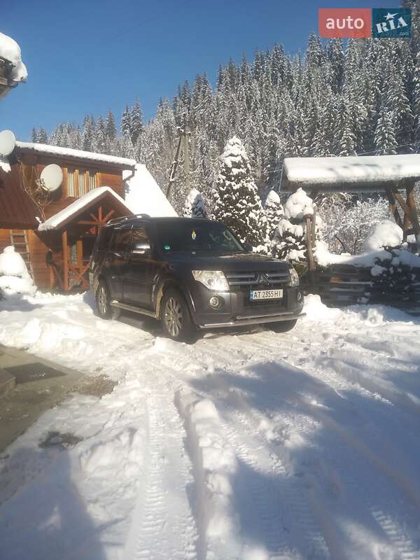 Внедорожник / Кроссовер Mitsubishi Pajero 2008 в Путиле