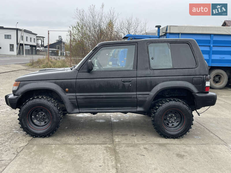 Внедорожник / Кроссовер Mitsubishi Pajero 1999 в Солотвине