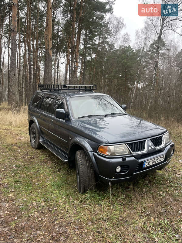 Внедорожник / Кроссовер Mitsubishi Pajero 2008 в Чернигове