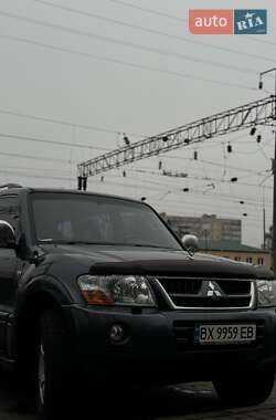 Внедорожник / Кроссовер Mitsubishi Pajero 2007 в Хмельницком