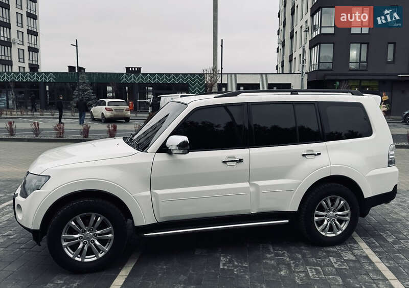 Внедорожник / Кроссовер Mitsubishi Pajero 2007 в Львове