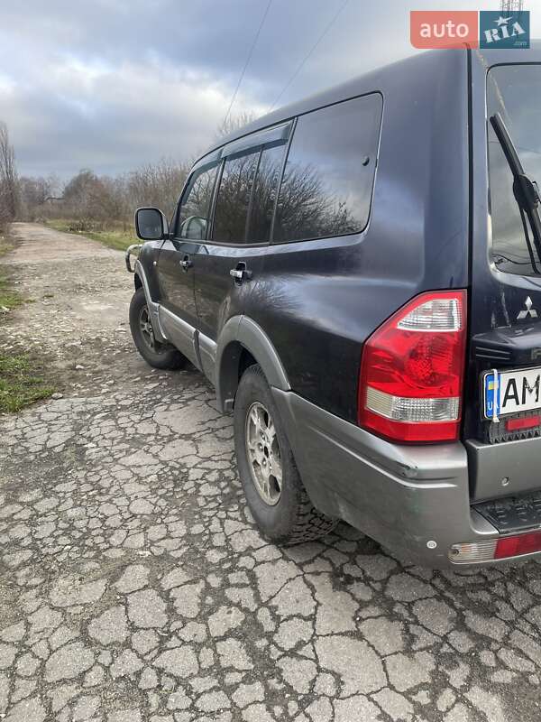 Позашляховик / Кросовер Mitsubishi Pajero 2004 в Бердичеві фото 4 Позашляховик / Кросовер Mitsubishi Pajero 2004 в Бердичеві
