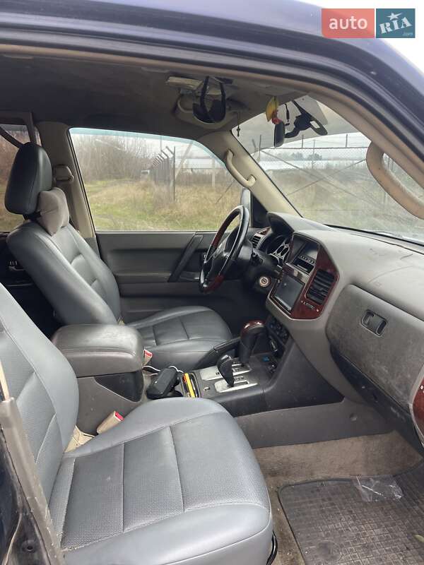 Позашляховик / Кросовер Mitsubishi Pajero 2004 в Бердичеві фото 10 Позашляховик / Кросовер Mitsubishi Pajero 2004 в Бердичеві