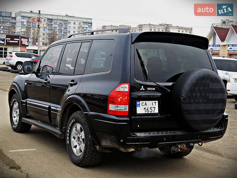 Внедорожник / Кроссовер Mitsubishi Pajero 2006 в Черкассах фото 4 Внедорожник / Кроссовер Mitsubishi Pajero 2006 в Черкассах