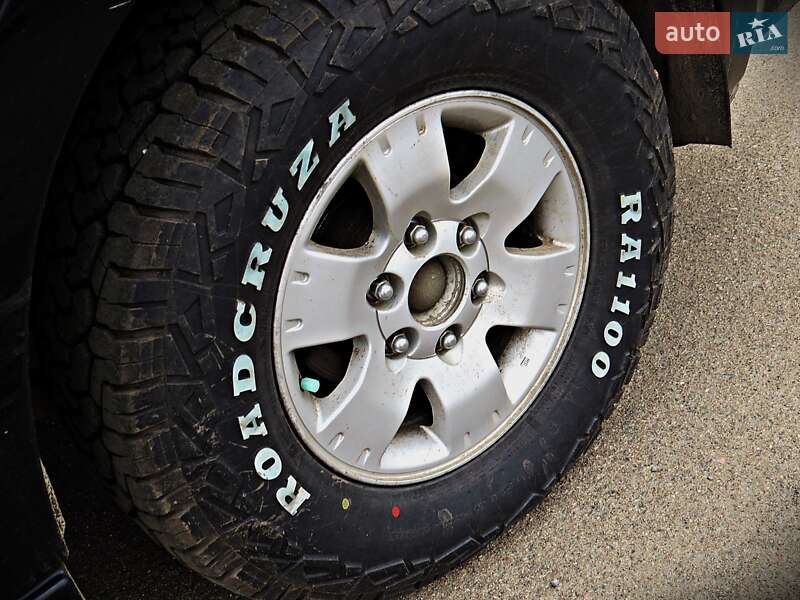 Внедорожник / Кроссовер Mitsubishi Pajero 2006 в Черкассах фото 5 Внедорожник / Кроссовер Mitsubishi Pajero 2006 в Черкассах