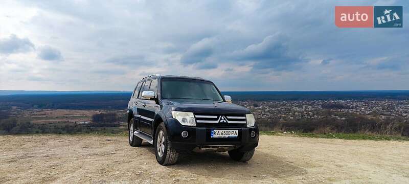 Mitsubishi Pajero 2008