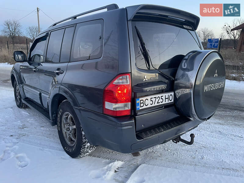 Внедорожник / Кроссовер Mitsubishi Pajero 2006 в Львове