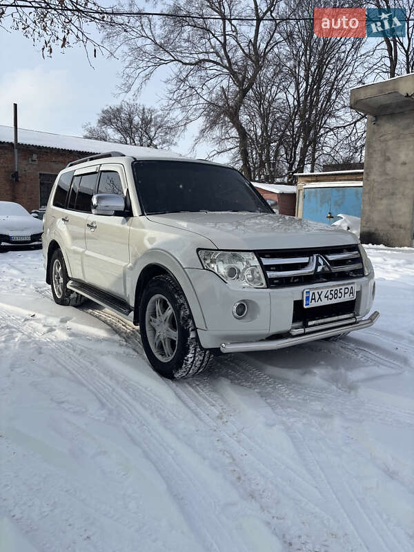 Mitsubishi Pajero 2007