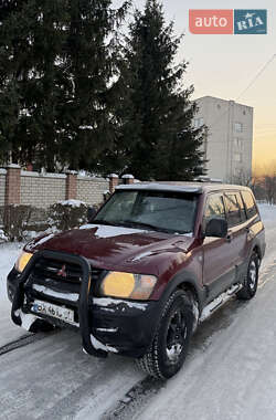 Внедорожник / Кроссовер Mitsubishi Pajero 2001 в Ровно
