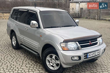 Внедорожник / Кроссовер Mitsubishi Pajero 2002 в Мукачево