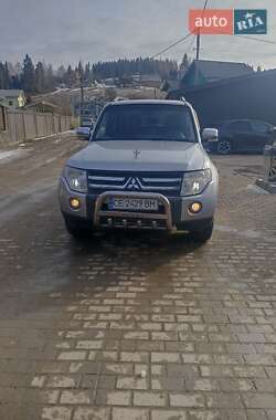 Внедорожник / Кроссовер Mitsubishi Pajero 2008 в Славском