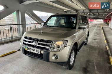 Внедорожник / Кроссовер Mitsubishi Pajero 2007 в Киеве