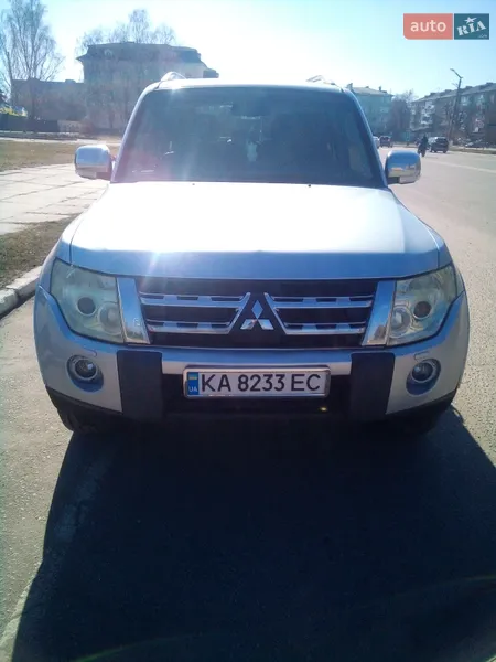 Mitsubishi Pajero 2008 VIN JMBLYV97W8J003011 фото оголошення 28 з 60
