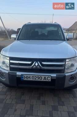 Внедорожник / Кроссовер Mitsubishi Pajero 2008 в Одессе
