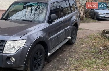 Позашляховик / Кросовер Mitsubishi Pajero 2008 в Конотопі