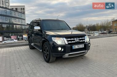 Позашляховик / Кросовер Mitsubishi Pajero 2008 в Львові