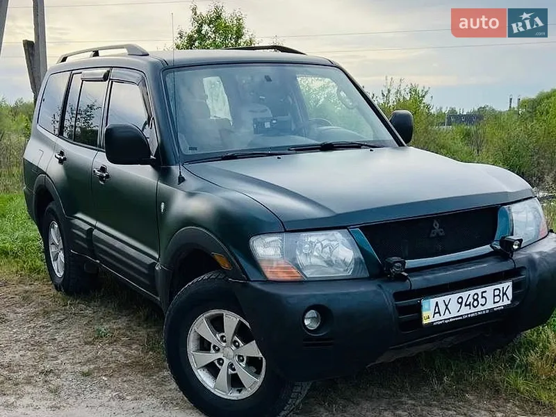 Mitsubishi Pajero 2000