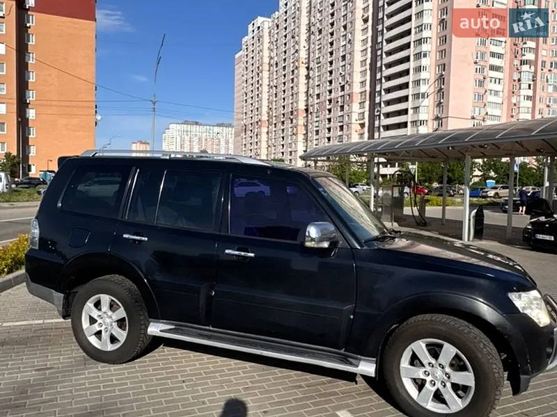 Mitsubishi Pajero 2007 VIN JMYLYV98W7J721787 фото оголошення 2 з 45