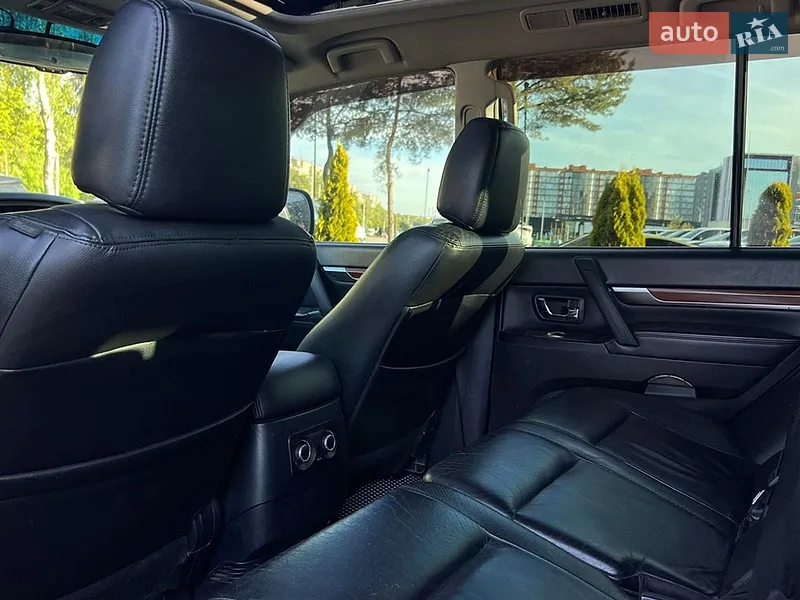 Mitsubishi Pajero 2008 VIN JMYLRV93W8J710914 фото оголошення 23 з 63