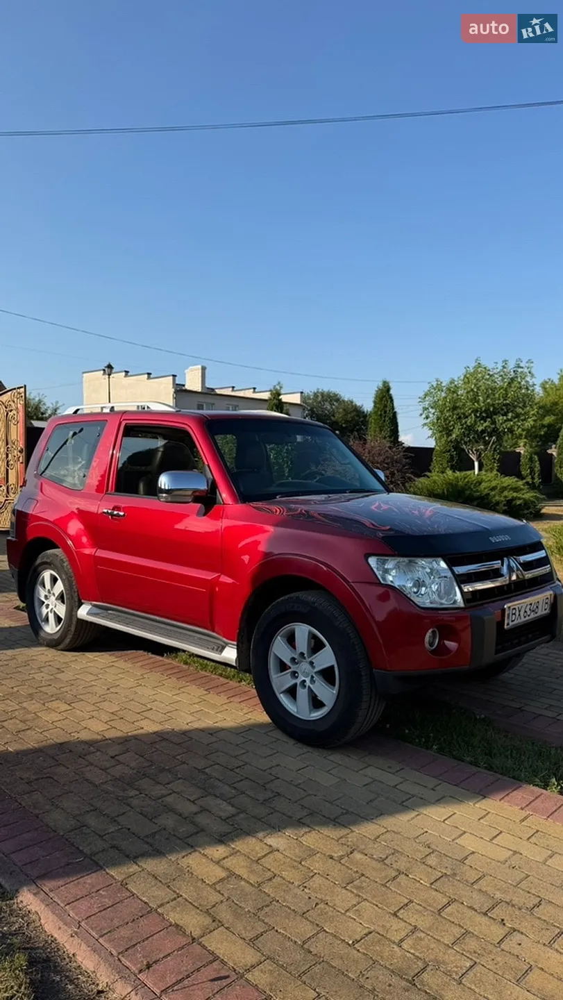 Mitsubishi Pajero 2010 VIN JMYLRV95WAJ702942 фото оголошення 11 з 23