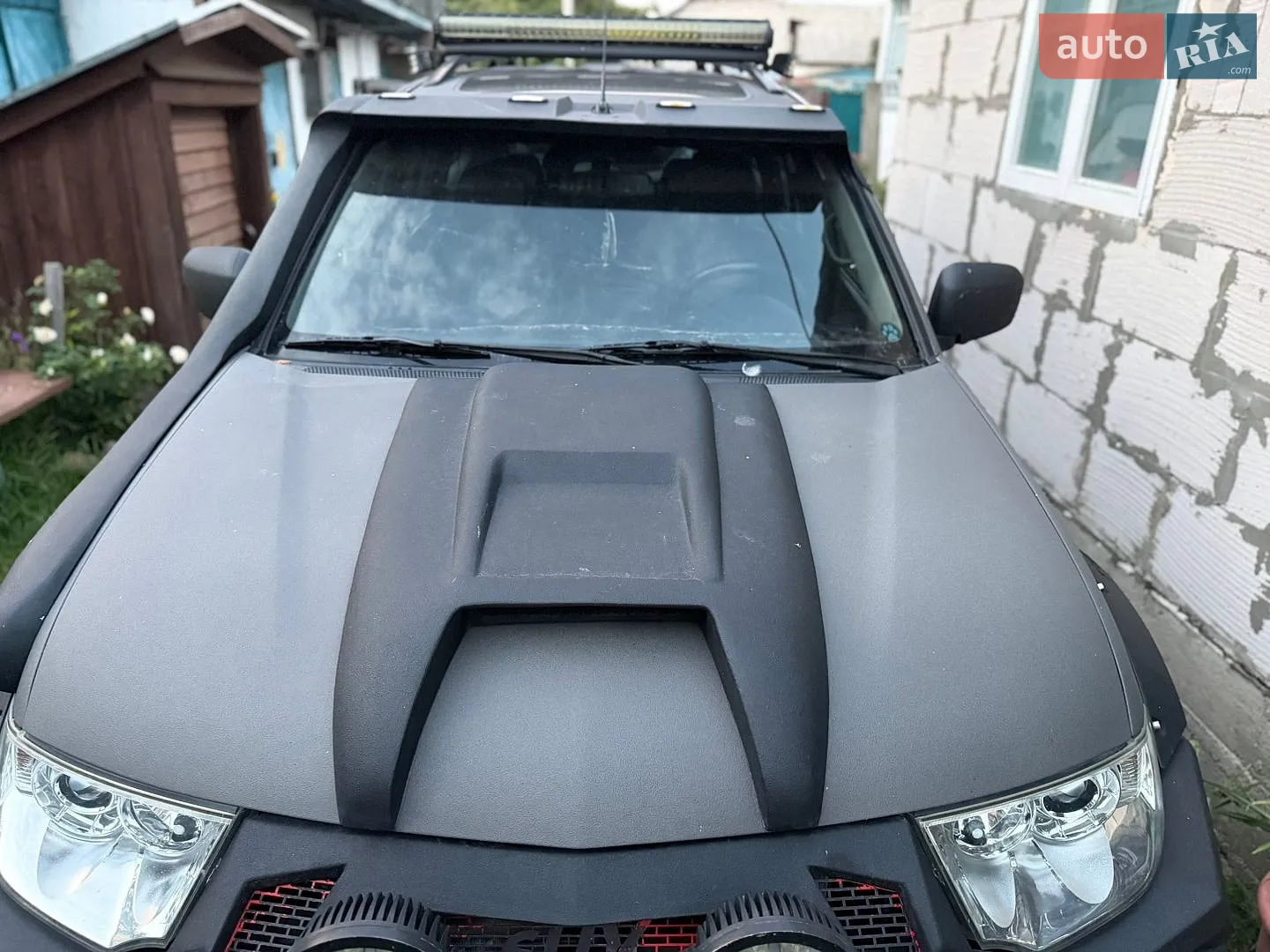 2010 Mitsubishi Pajero - мініатюра 3