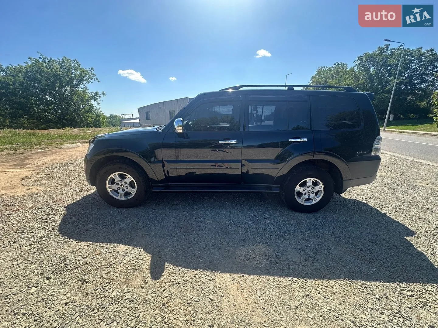 Mitsubishi Pajero 2010 VIN JMYLRV95WAJ702942 фото оголошення 10 з 23