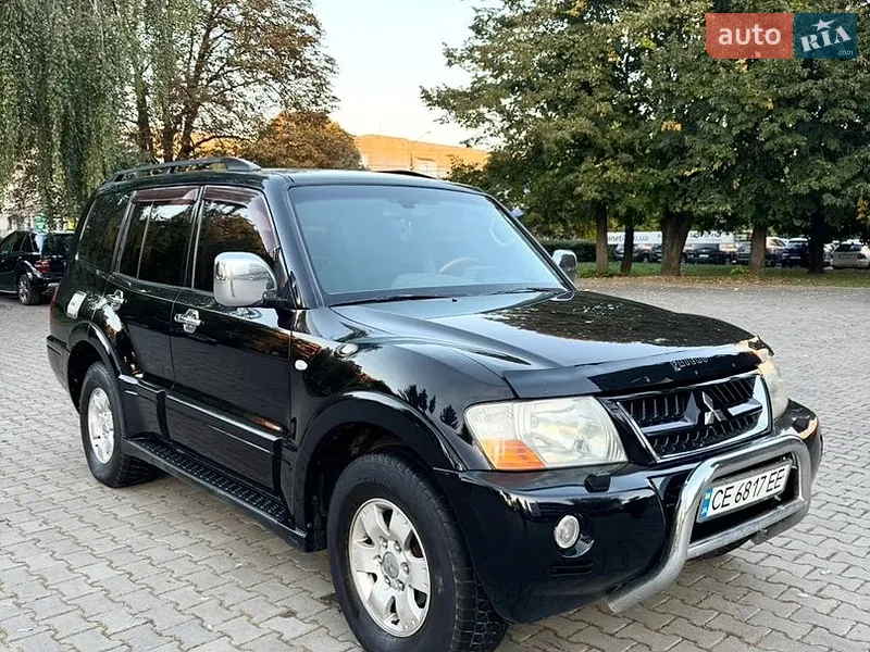 Mitsubishi Pajero 2004