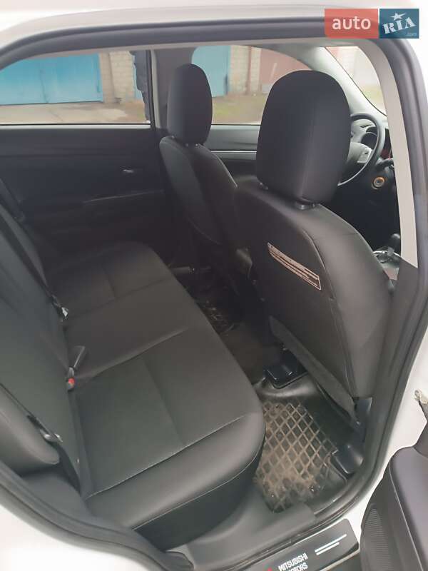 Внедорожник / Кроссовер Mitsubishi RVR 2015 в Павлограде фото 13 Внедорожник / Кроссовер Mitsubishi RVR 2015 в Павлограде