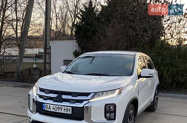 Внедорожник / Кроссовер Mitsubishi RVR 2021 в 