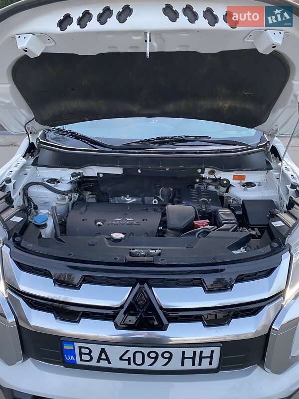Внедорожник / Кроссовер Mitsubishi RVR 2021 в Александрие