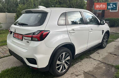 Внедорожник / Кроссовер Mitsubishi RVR 2020 в 