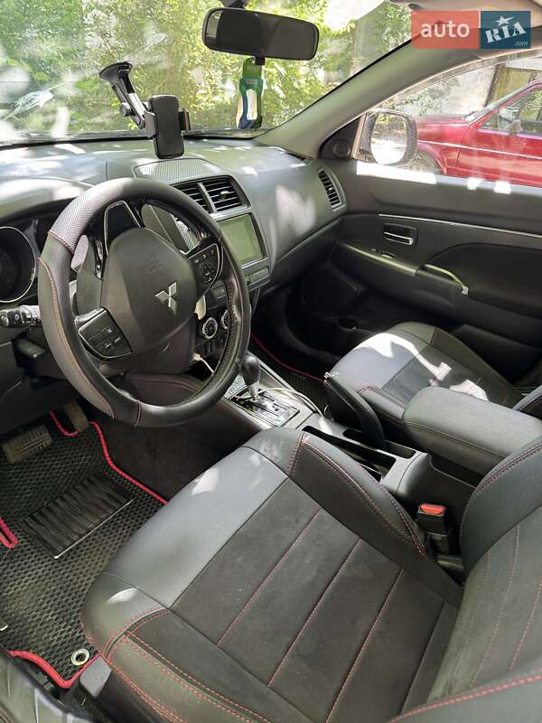 Внедорожник / Кроссовер Mitsubishi RVR 2017 в Одессе