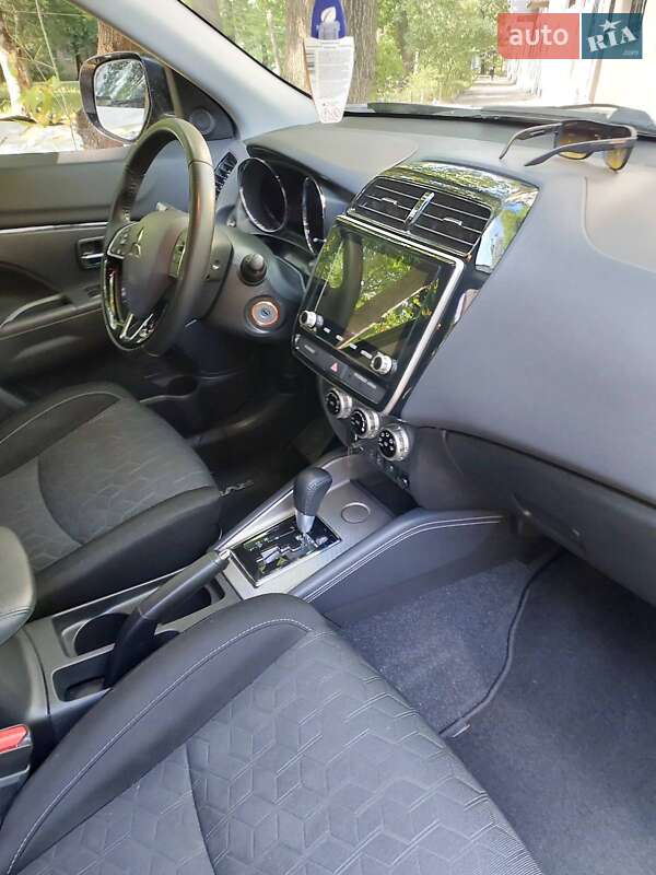 Позашляховик / Кросовер Mitsubishi RVR 2020 в Дніпрі