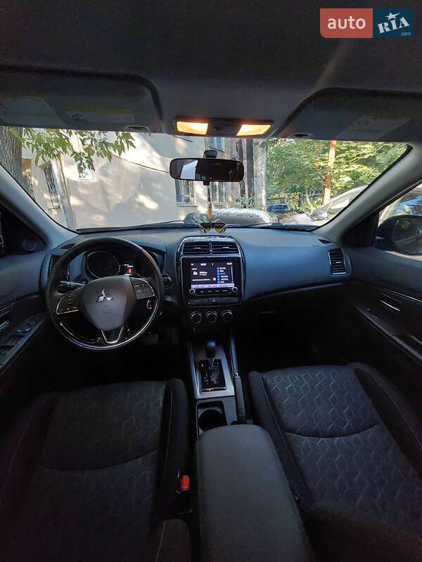 Позашляховик / Кросовер Mitsubishi RVR 2020 в Дніпрі