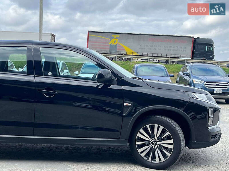 Внедорожник / Кроссовер Mitsubishi RVR 2021 в Львове