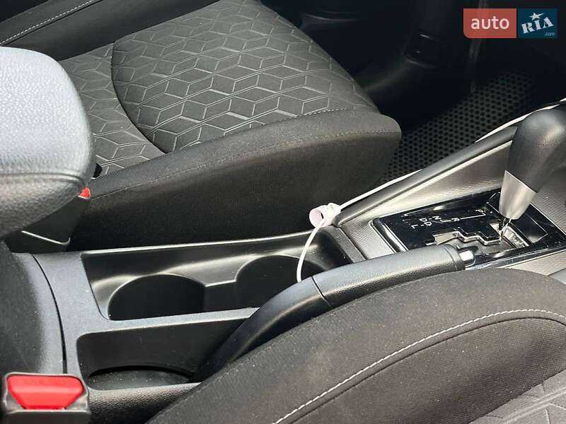 Внедорожник / Кроссовер Mitsubishi RVR 2021 в Львове