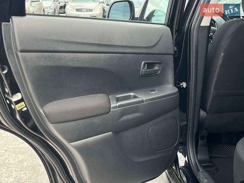 Внедорожник / Кроссовер Mitsubishi RVR 2021 в Львове