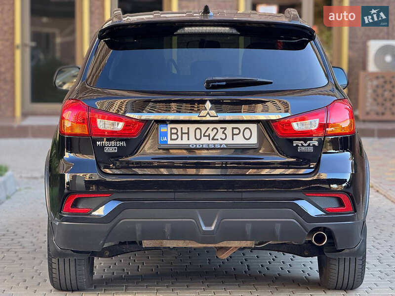 Внедорожник / Кроссовер Mitsubishi RVR 2017 в Одессе