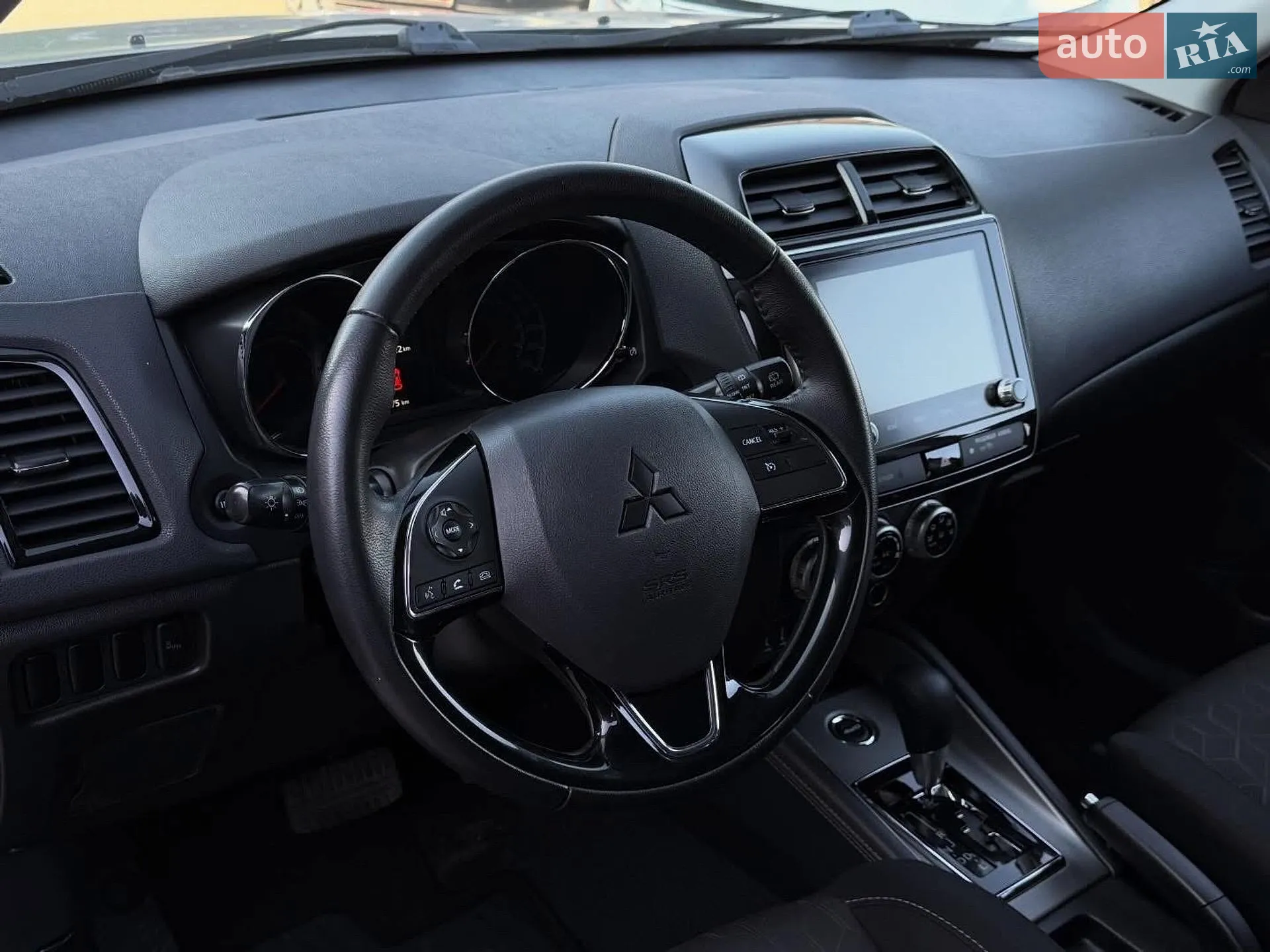 2020 Mitsubishi RVR - мініатюра 10