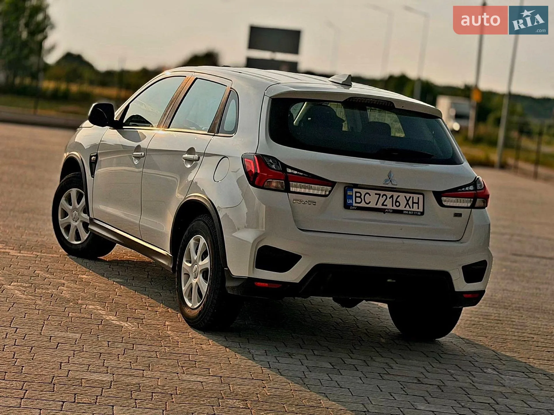 2019 Mitsubishi RVR - мініатюра 9