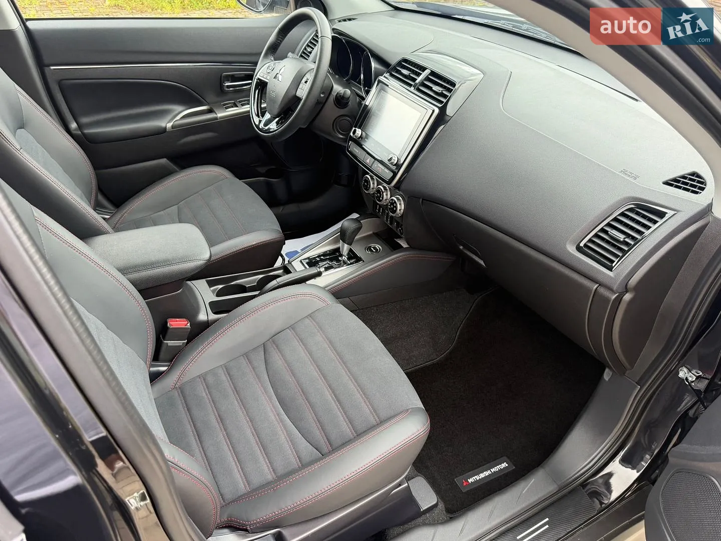 2024 Mitsubishi RVR - мініатюра 48