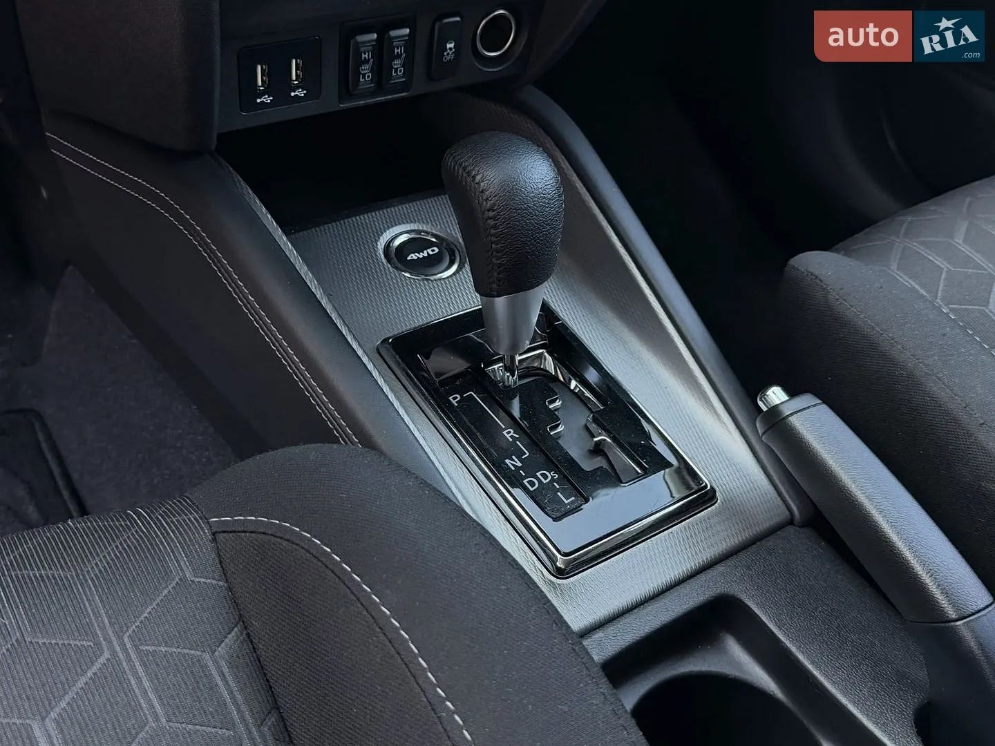 2020 Mitsubishi RVR - мініатюра 11