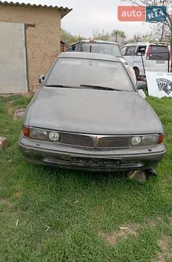 Седан Mitsubishi Sigma 1992 в 