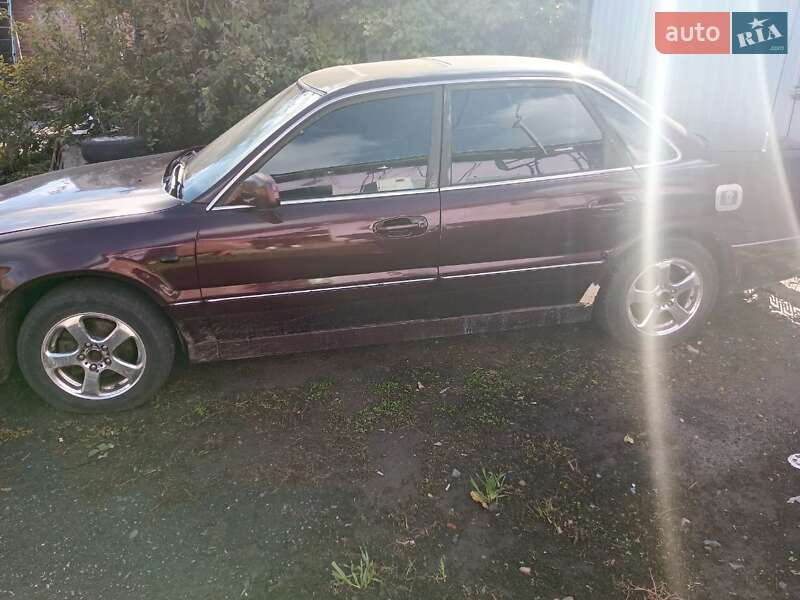 Седан Mitsubishi Sigma 1992 в Бобровице