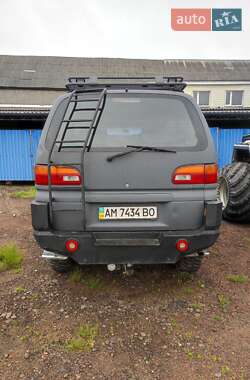 Минивэн Mitsubishi Space Gear 1995 в Житомире