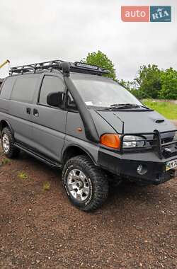 Минивэн Mitsubishi Space Gear 1995 в Житомире