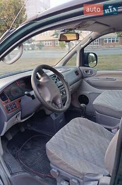 Минивэн Mitsubishi Space Gear 1999 в 
